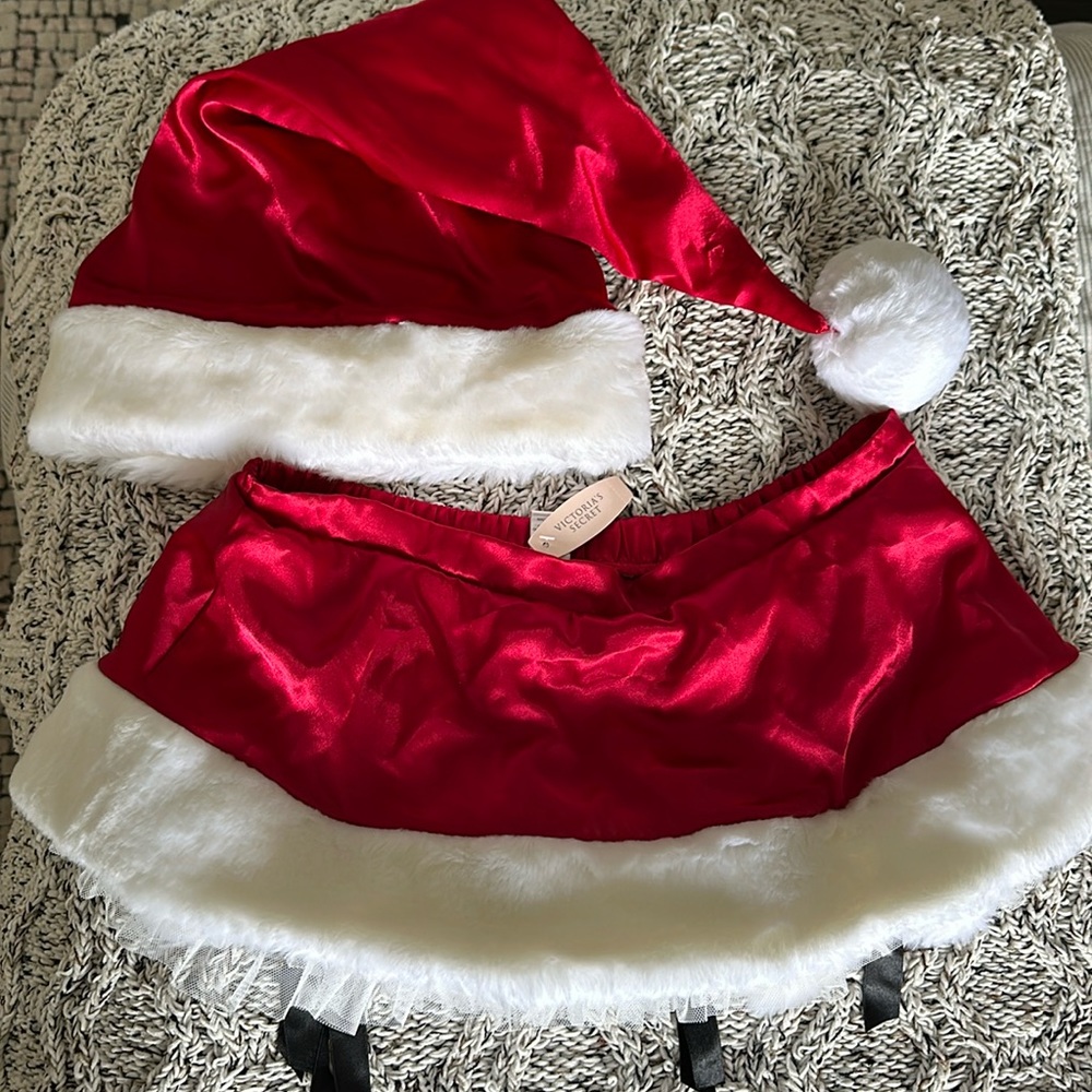NWT Victoria’s Secret Satin Santa Skirt and hat